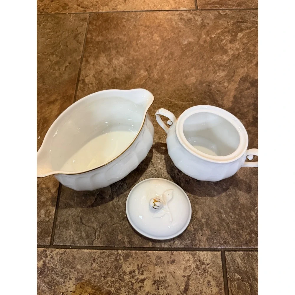 Mikasa Wedding Band L9709 Fine China Creamer and Lidded Sugar Bowl Set Japan